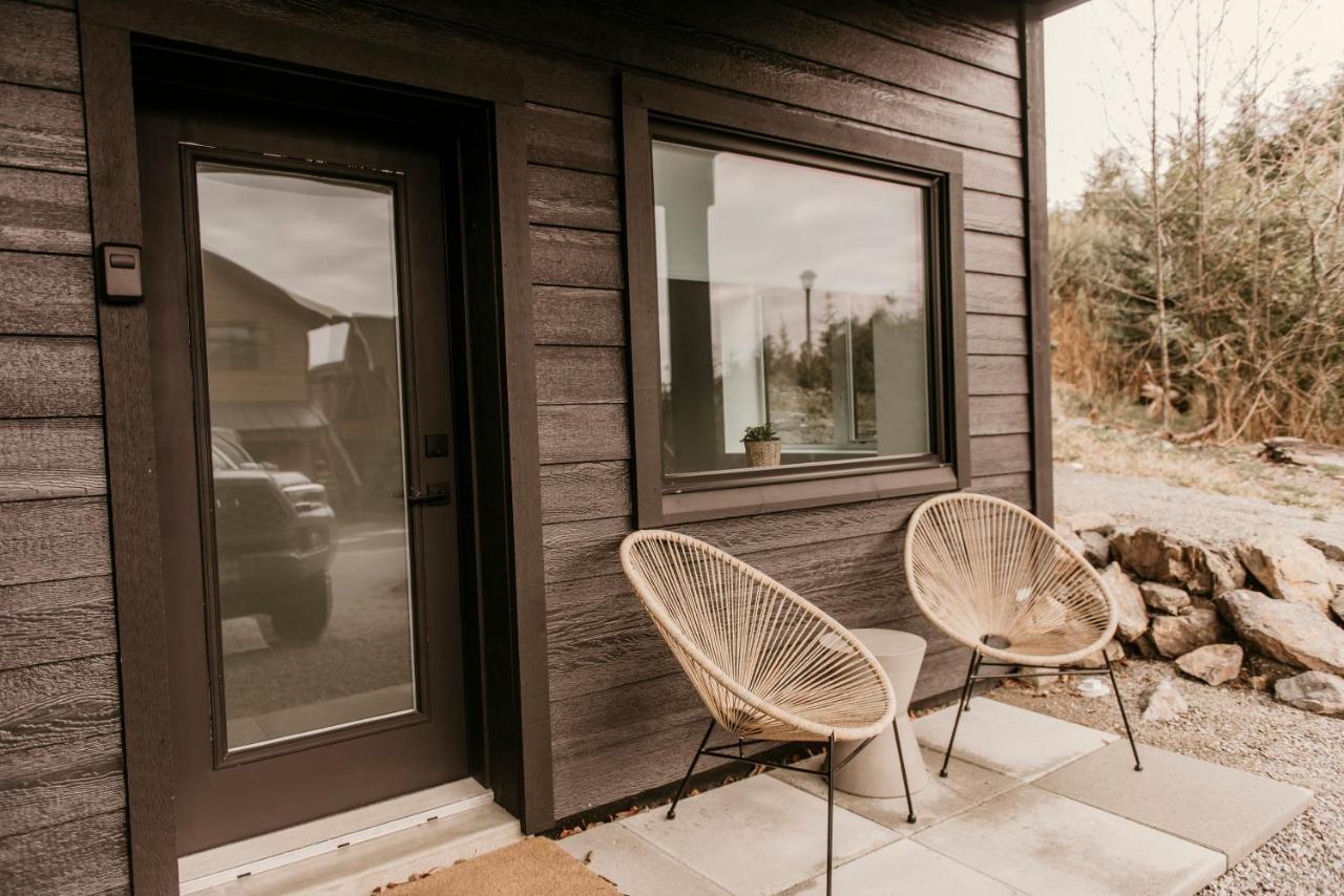 Drift West Coast Getaway Hotel Ucluelet Buitenkant foto
